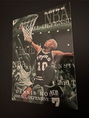 1994-95 FLEER #9 DENNIS RODMAN NBA ALL-DEFENSIVE TEAM MINT RARE VINTAGE COLLECT!